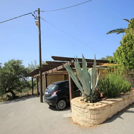 Hotel Discrete Episkopi Koufi